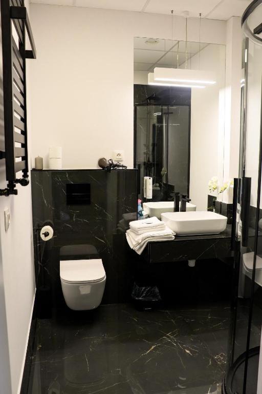Hotel Apart วอร์ซอ ภายนอก รูปภาพ