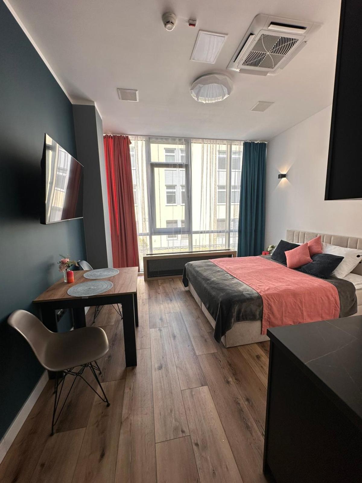 Hotel Apart วอร์ซอ ภายนอก รูปภาพ